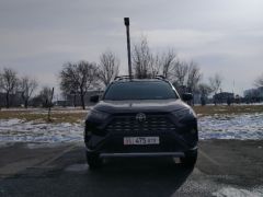 Сүрөт унаа Toyota RAV4