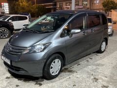 Фото авто Honda Freed