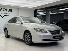 Photo of the vehicle Lexus ES