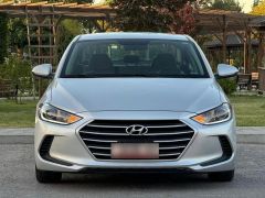 Фото авто Hyundai Elantra