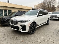 Photo of the vehicle BMW X7