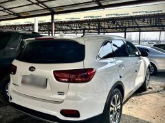 Сүрөт унаа Kia Sorento