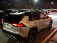 Сүрөт унаа Toyota RAV4