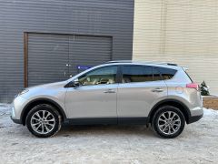 Сүрөт унаа Toyota RAV4