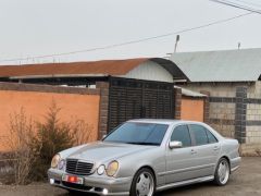 Фото авто Mercedes-Benz E-Класс