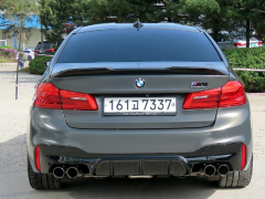 Фото авто BMW M5