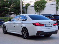 Фото авто BMW 5 серии