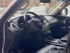 Photo of the vehicle Infiniti QX56