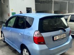 Photo of the vehicle Honda Fit