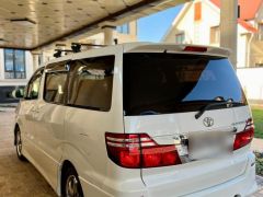 Photo of the vehicle Toyota Alphard