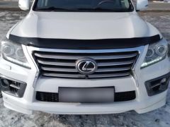 Photo of the vehicle Lexus LX