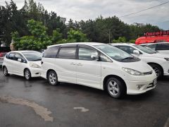 Photo of the vehicle Toyota Estima