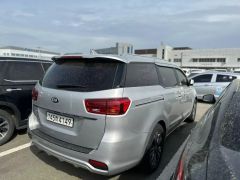 Сүрөт унаа Kia Carnival