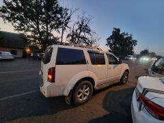 Photo of the vehicle Nissan Pathfinder