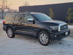 Сүрөт унаа Toyota Sequoia