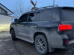 Photo of the vehicle Lexus LX