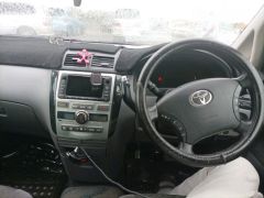 Photo of the vehicle Toyota Ipsum