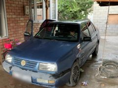 Фото авто Volkswagen Vento