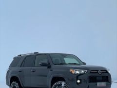 Photo of the vehicle Toyota 4Runner