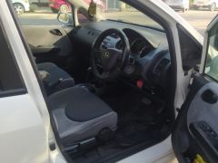 Photo of the vehicle Honda Fit