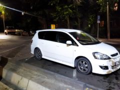 Photo of the vehicle Toyota Ipsum