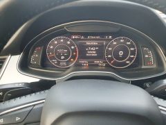 Сүрөт унаа Audi Q7