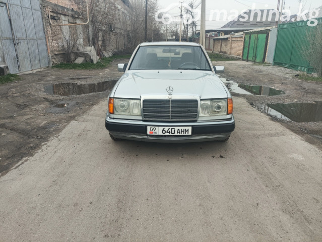 Mercedes-Benz W124