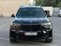 Фото авто BMW X7