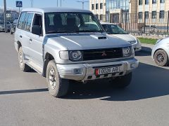 Сүрөт унаа Mitsubishi Pajero