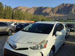 Сүрөт унаа Toyota Prius v (+)