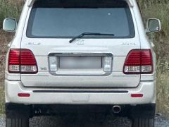 Photo of the vehicle Lexus LX