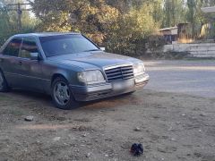 Photo of the vehicle Mercedes-Benz W124