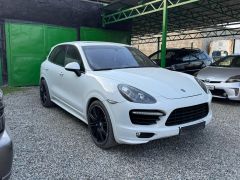 Сүрөт унаа Porsche Cayenne