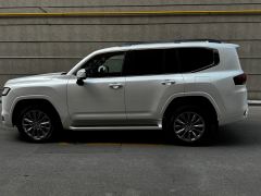 Photo of the vehicle Toyota Land Cruiser