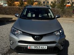 Сүрөт унаа Toyota RAV4