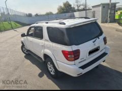 Сүрөт унаа Toyota Sequoia