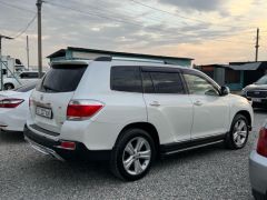 Сүрөт унаа Toyota Highlander