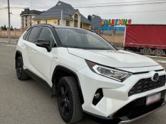 Сүрөт унаа Toyota RAV4