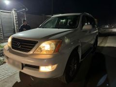 Photo of the vehicle Lexus GX