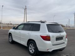 Сүрөт унаа Toyota Highlander