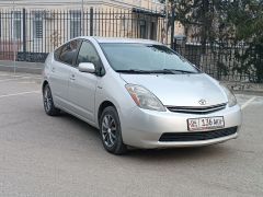 Фото авто Toyota Prius