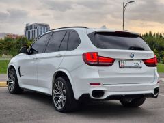 Photo of the vehicle BMW X5