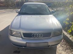 Сүрөт унаа Audi A4