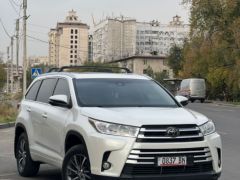 Фото авто Toyota Highlander