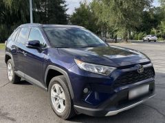 Сүрөт унаа Toyota RAV4