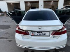 Фото авто Honda Accord