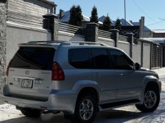 Photo of the vehicle Lexus GX