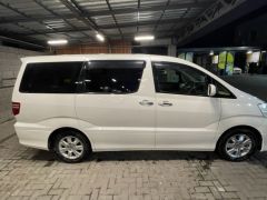 Сүрөт унаа Toyota Alphard