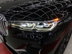 Фото авто BMW X7