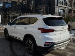 Photo of the vehicle Hyundai Santa Fe